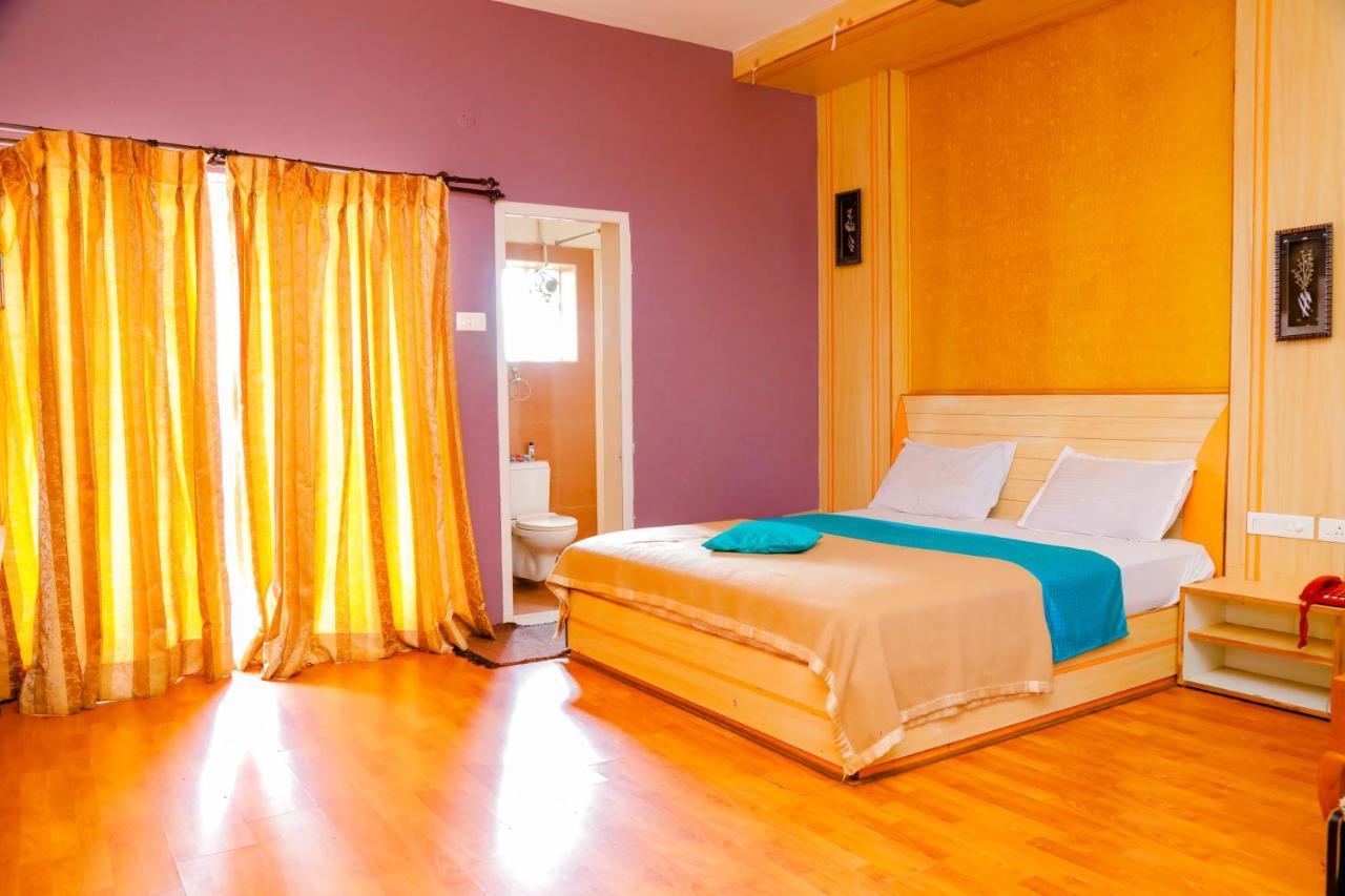Hotel Jk Grand 예르카우드 외부 사진