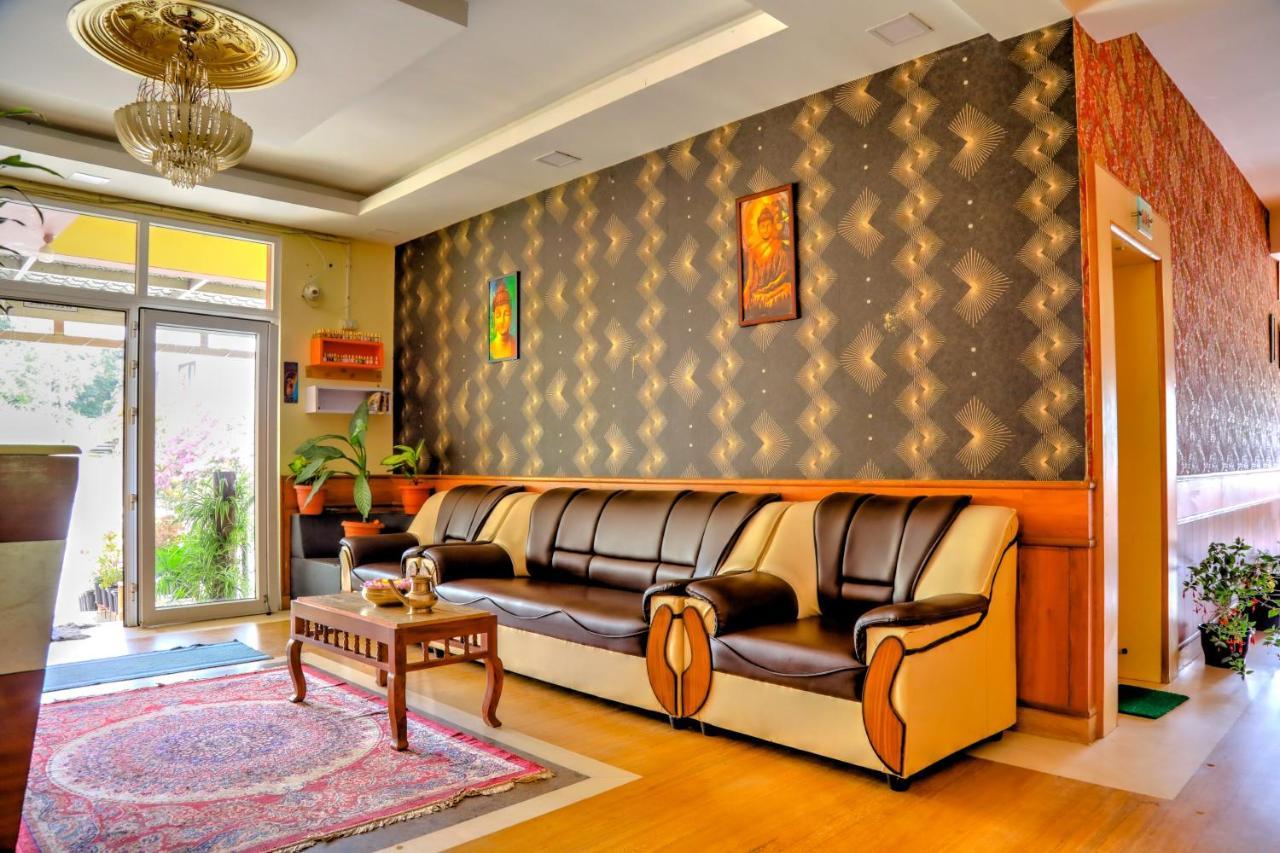 Hotel Jk Grand 예르카우드 외부 사진