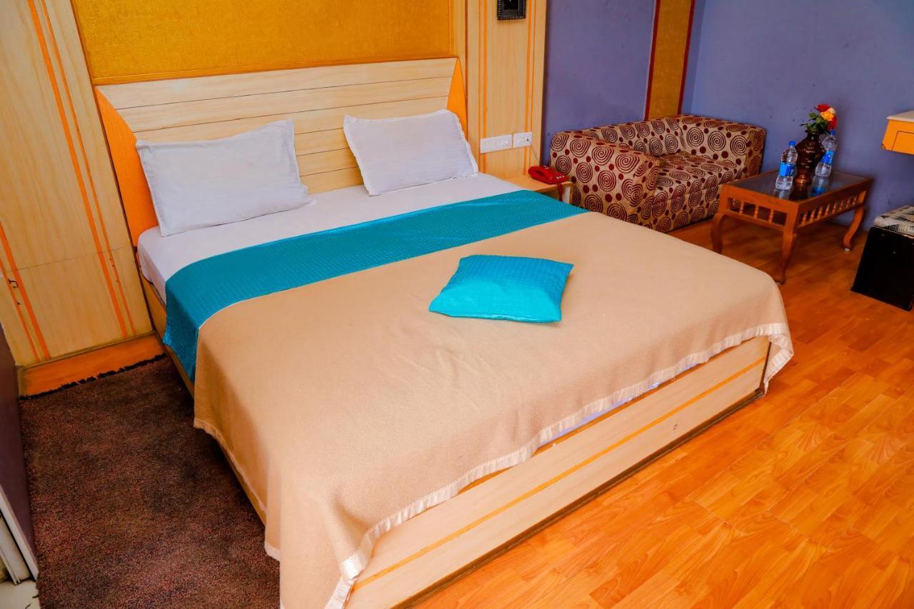 Hotel Jk Grand 예르카우드 외부 사진